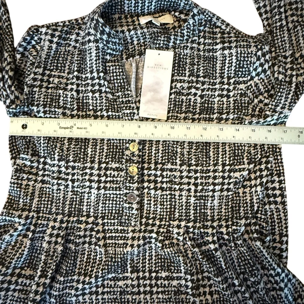 NEW DIRECTIONS NWT WOMEN’S SIZE PS ROLL TAB BLACK GRAY HOUNDSTOOTH 3/4 SLEEVE